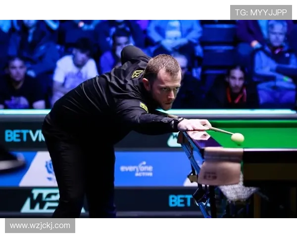 马克·艾伦：从台球新星到世界冠军的奋斗历程与成就解析