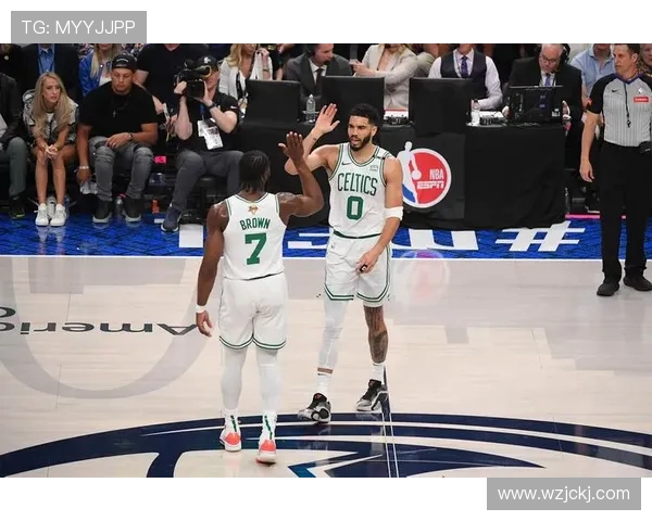 独行侠与凯尔特人激战正酣 谁能笑到最后成为联盟新霸主